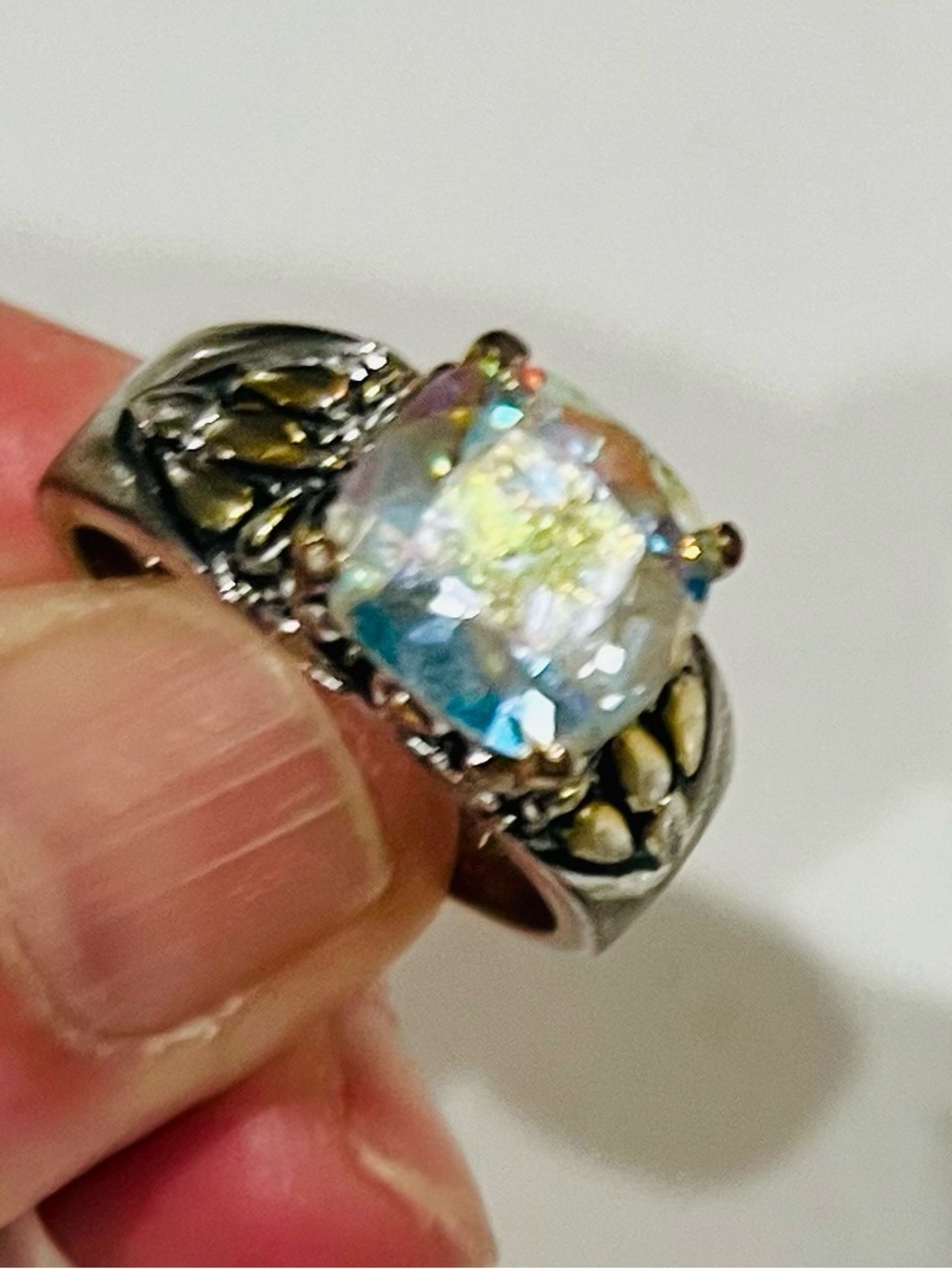 Vintage Two Tone Ring AB Crystal Cushion Stone Size 8.25 - Picture 9 of 12